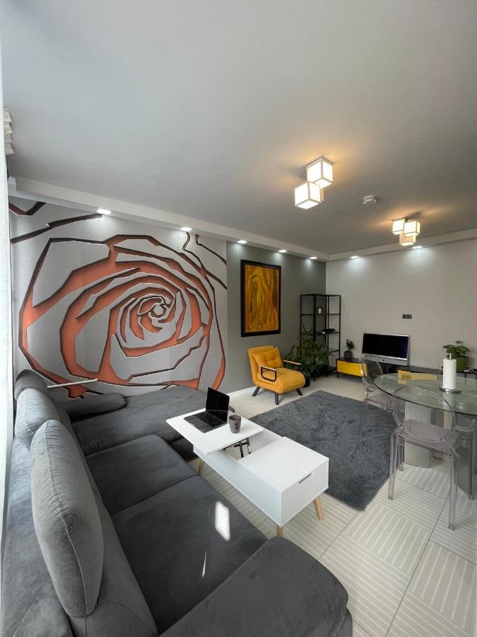 شقة Bright: Flat With Balcony - Kitchen - Free Parking برلين المظهر الخارجي الصورة